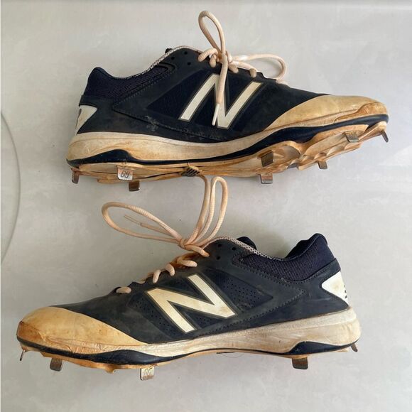 New Balance 3000v4 Metal Baseball Cleat 12 - Picture 2 of 11
